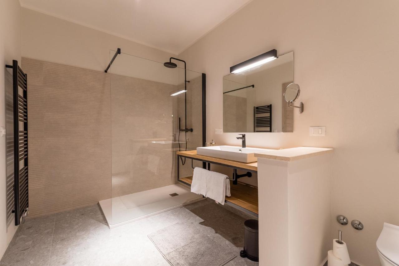 L'Abbraccio Della Quercia Appartement Momjan Buitenkant foto